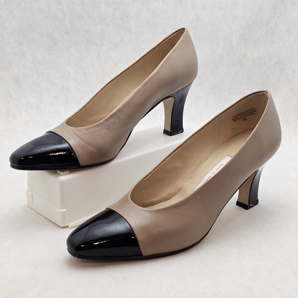 EUC Vintage Etienne Aigner Bronze Marietta Classic Pumps Made in Spain Size 7.5